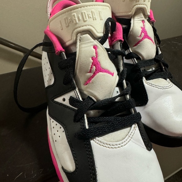 AIR JORDAN 6 RETRO LOW “FIERCE PINK" US 5Y - Picture 8 of 9